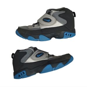 Nike Boy's Air Mission Cross Training Basketball Sneakers 630911-004 Youth Sz 7Y